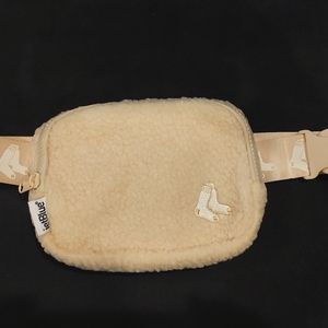 Red Sox Sherpa Belt Bag